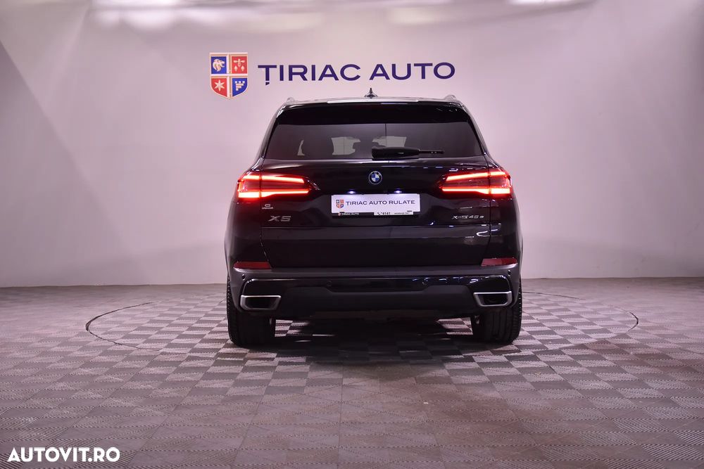 BMW X5 xDrive45e - 4