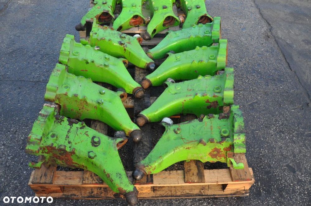 OBUDOWA POCHWA MOSTU MERLO NR 045567 / 045568 - 2