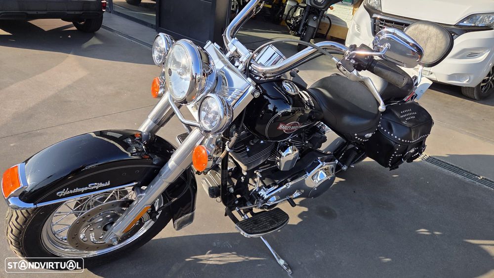 Harley-Davidson FLSTC Heritage softail classic - 4