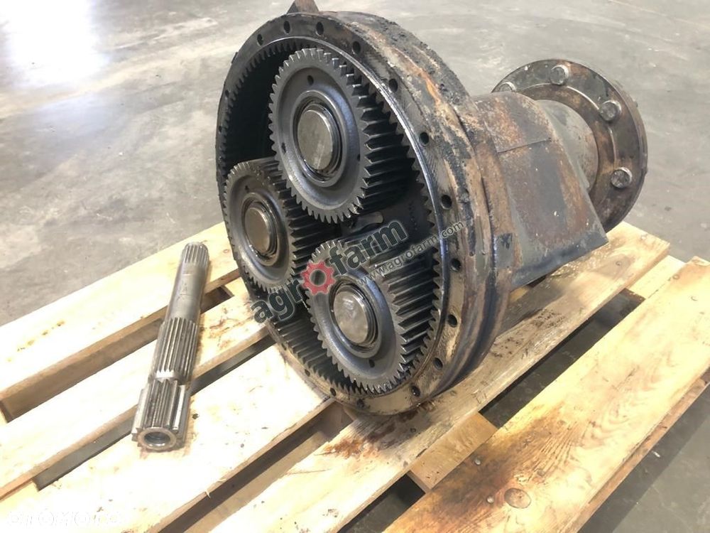 ZWOLNICA LH VALTRA T173  TB0788B - 2