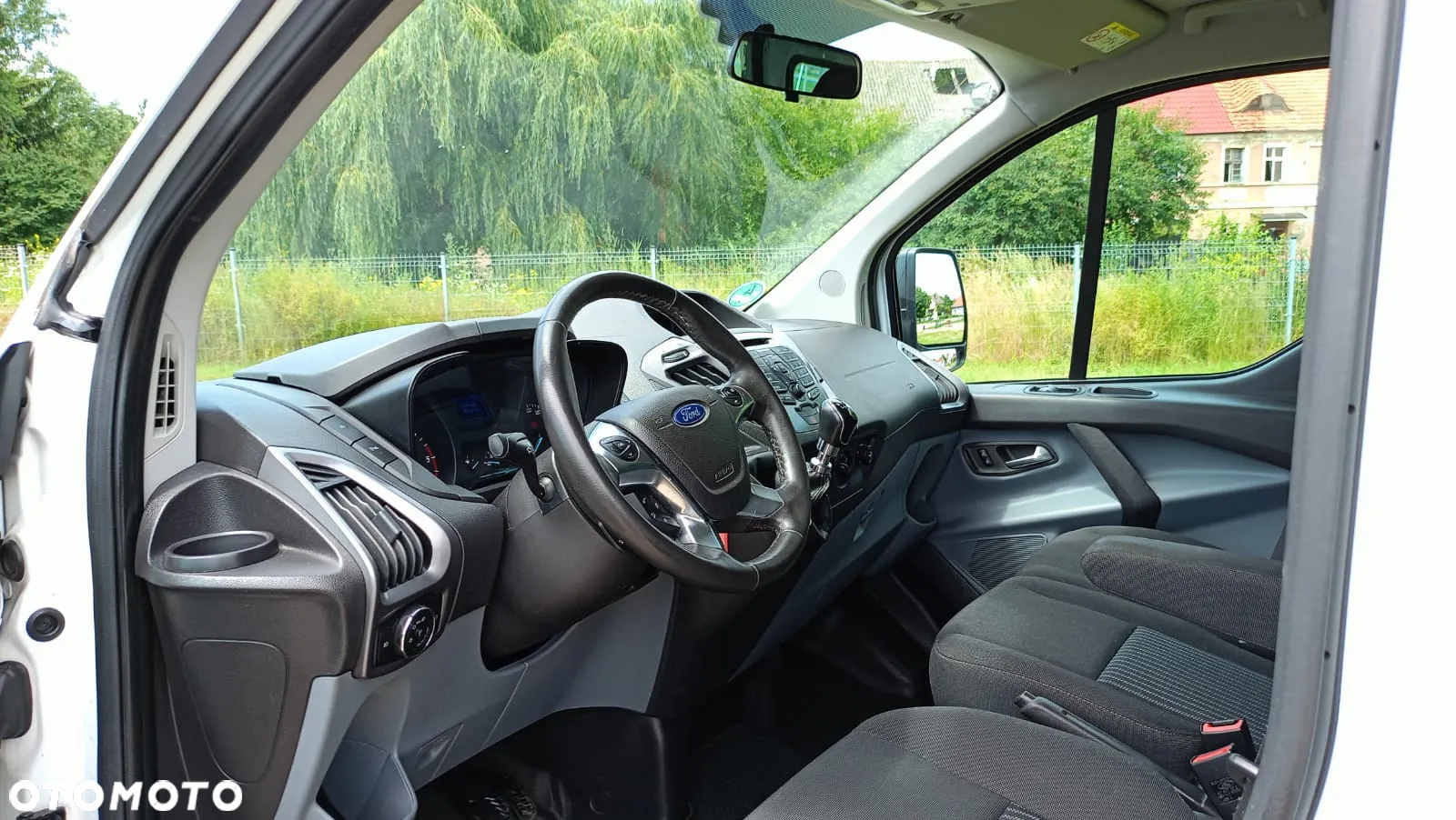 Ford Transit Custom - 9
