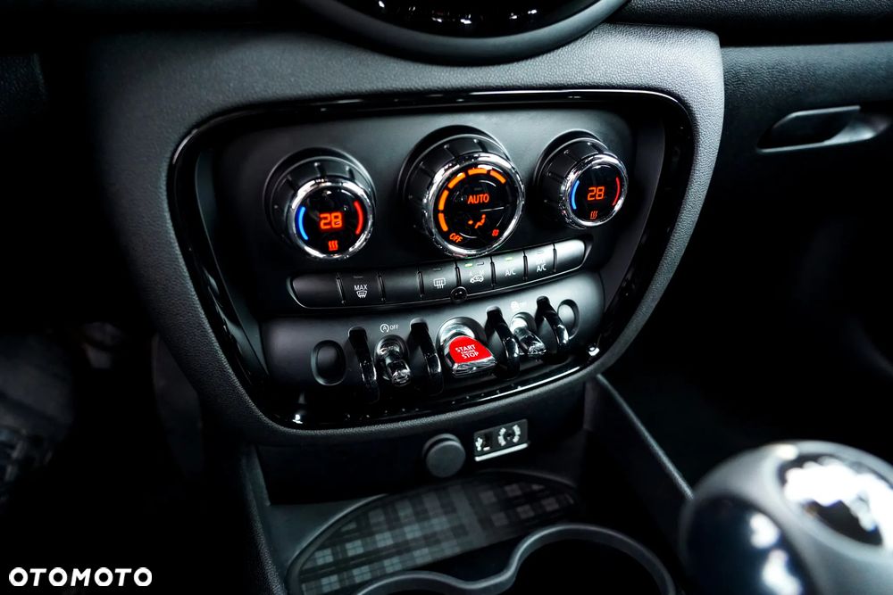 MINI Clubman - 32