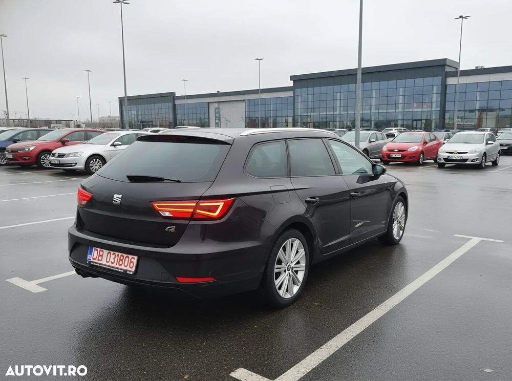 Seat Leon 2.0 TDI DPF DSG Xcellence - 4