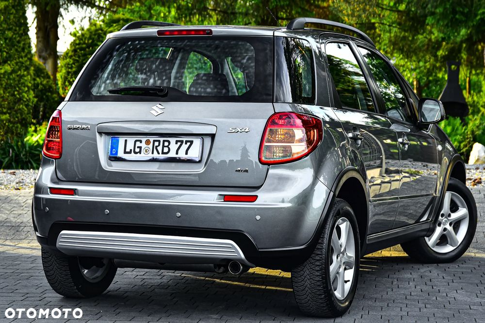 Suzuki SX4 1.6 VVT 4x4 Comfort - 4