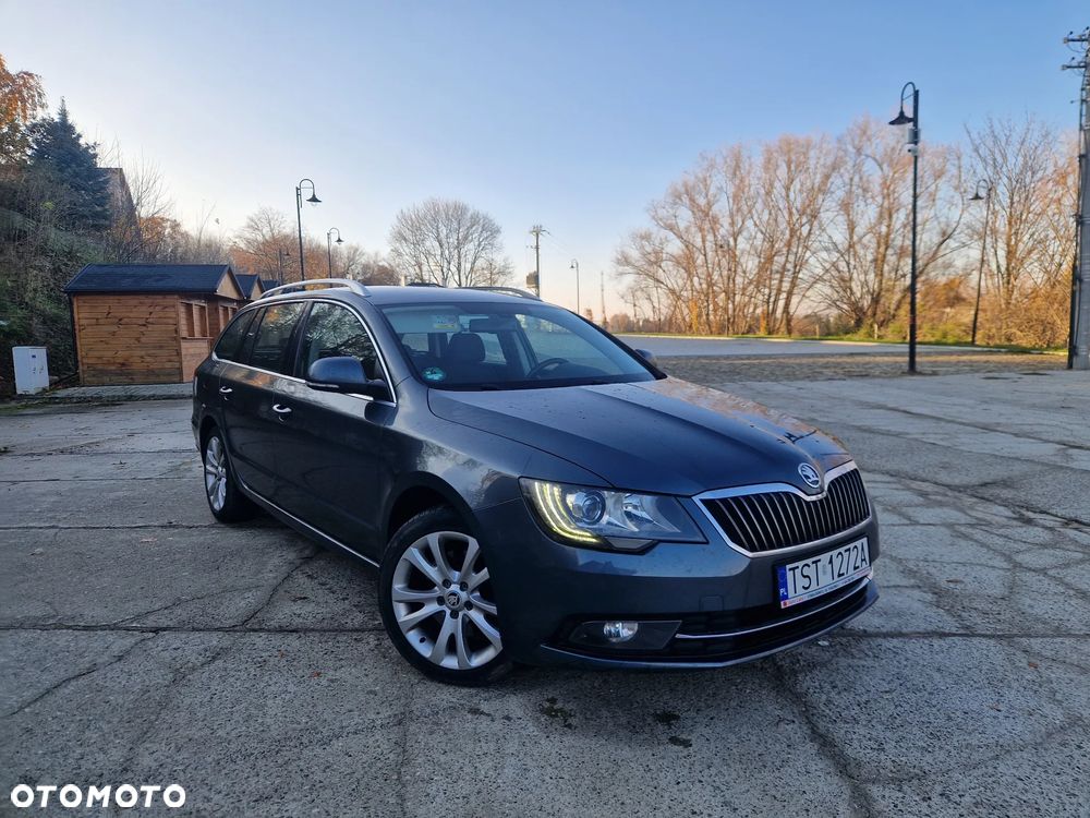 Skoda Superb 2.0 TDI 4x4 Elegance - 1