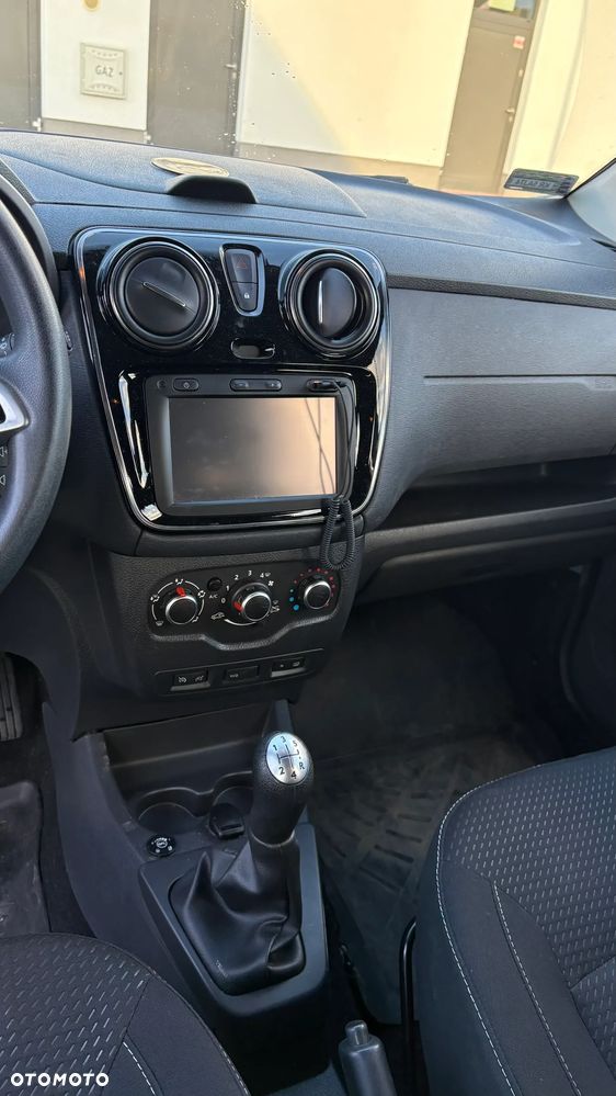 Dacia Lodgy 1.6 SCe Access S&S - 9