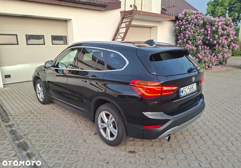 BMW X1 sDrive16d - 6