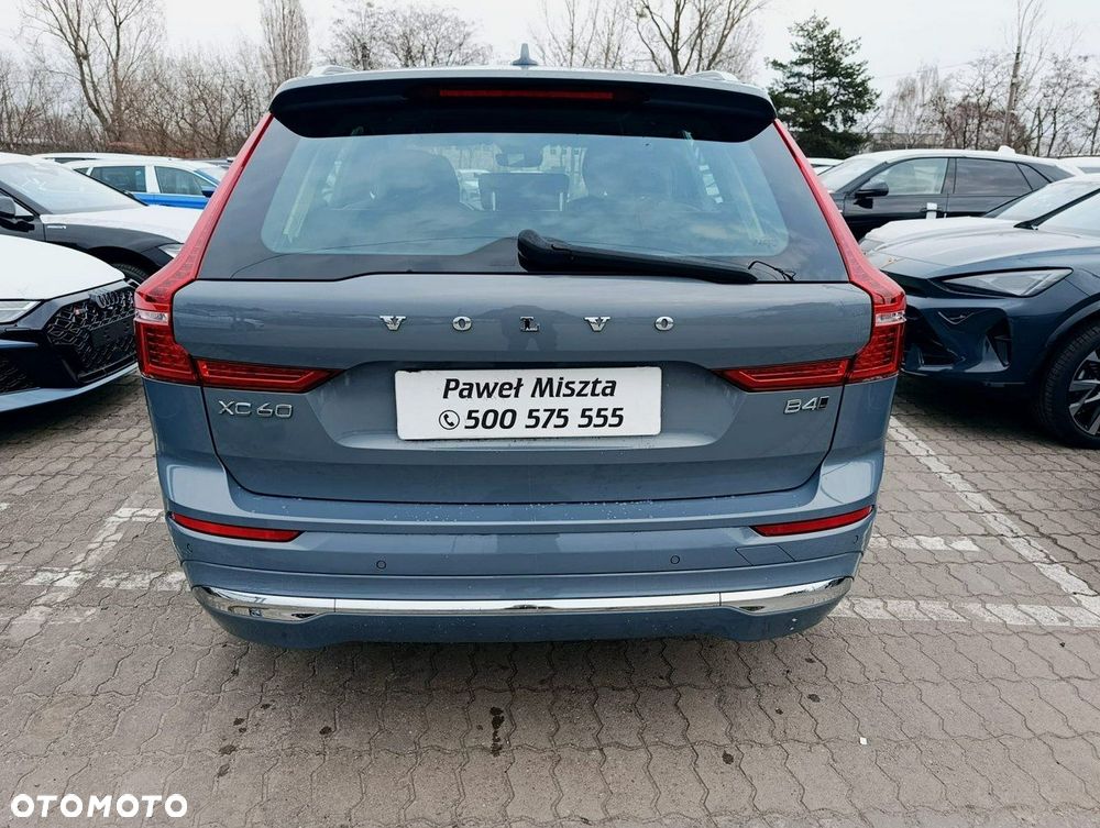 Volvo XC 60 B4 D AWD Plus Bright - 39