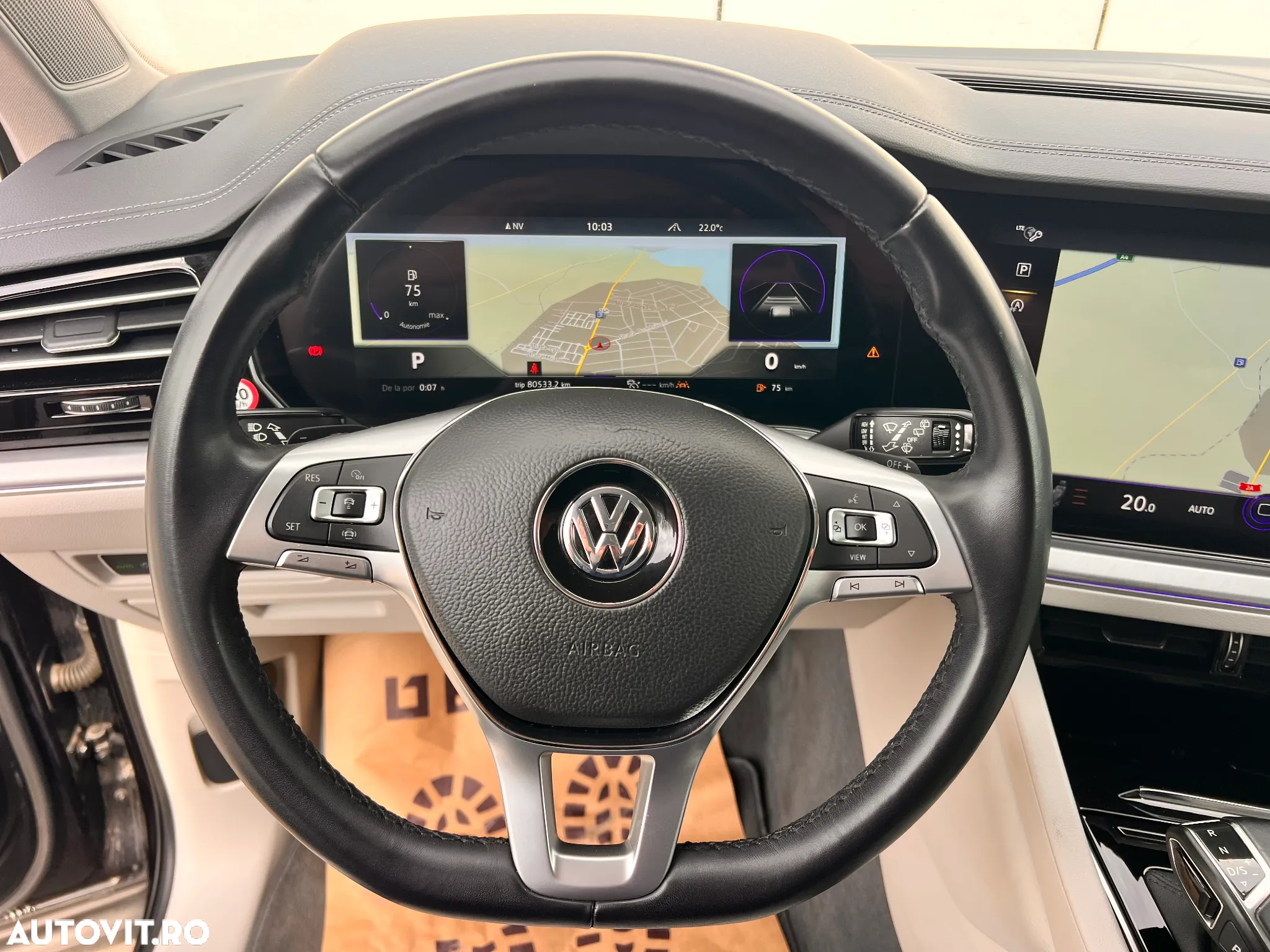 Volkswagen Touareg - 14