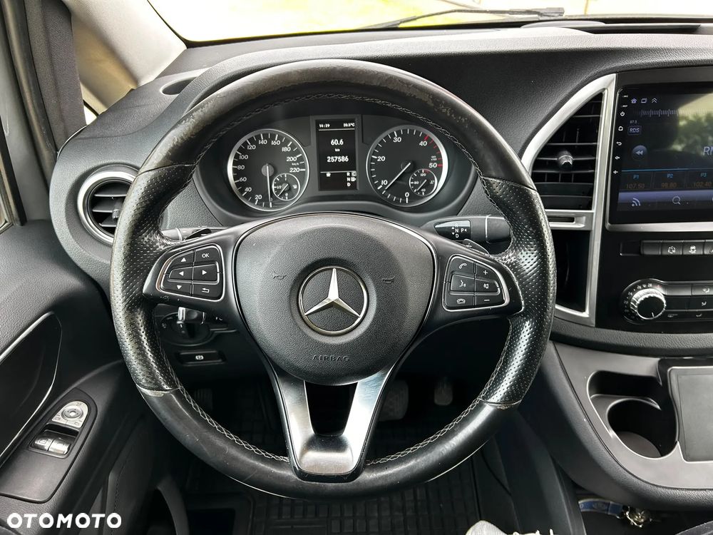 Mercedes-Benz Vito - 11