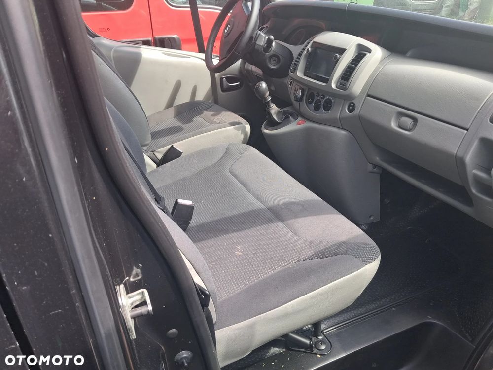 Opel Vivaro - 13