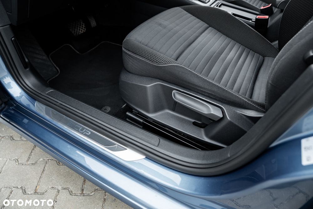 Volkswagen Golf 1.6 TDI DPF BlueMotion Technology DSG Comfortline - 17