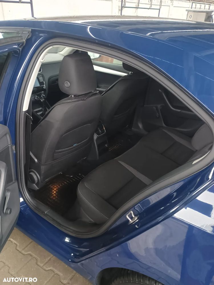 Skoda Octavia Combi 1.0 TSI Active - 7