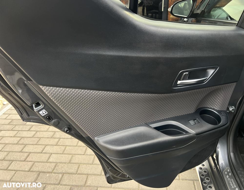 Toyota C-HR 1.8 HSD 122 CP 4x2 CVT C-lassy bi-tone - 21