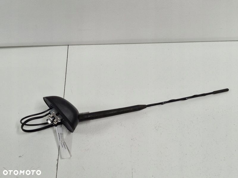 SUZUKI VITARA III 3 ANTENA DACHOWA PODSTAWA - 1