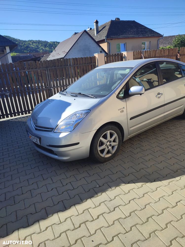 Toyota Prius (Hybrid) Luna - 6