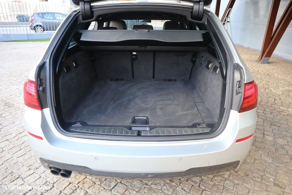 BMW 525 d Pack M Auto - 13