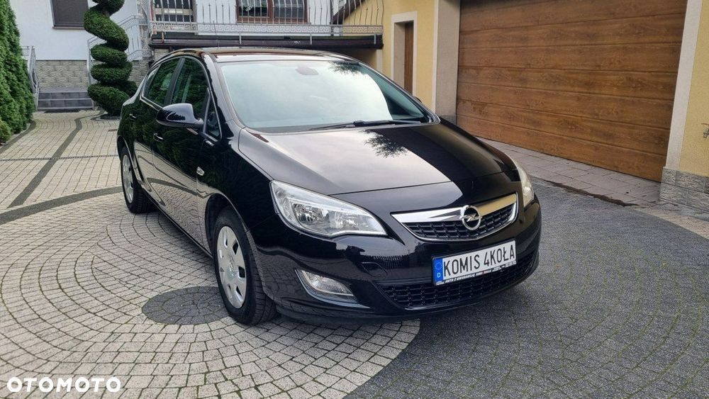 Opel Astra - 1