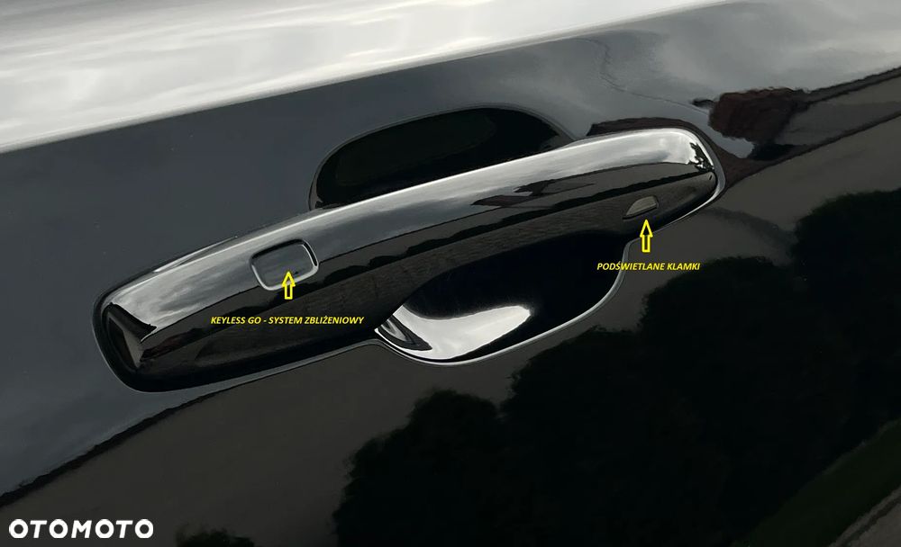 Volvo XC 60 B4 D AWD Plus Dark - 38