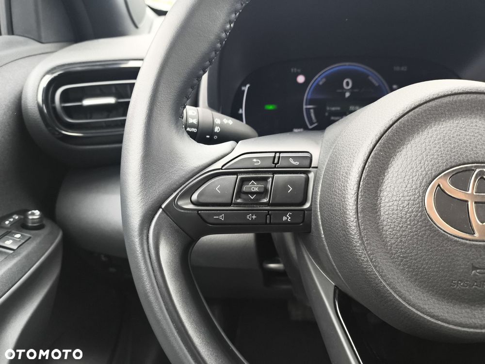 Toyota Yaris Cross - 17