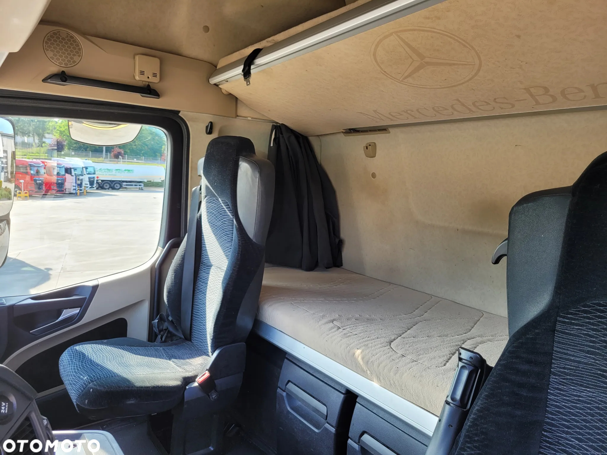 Mercedes-Benz ACTROS 1842 / EURO 6 / MEGA - 11