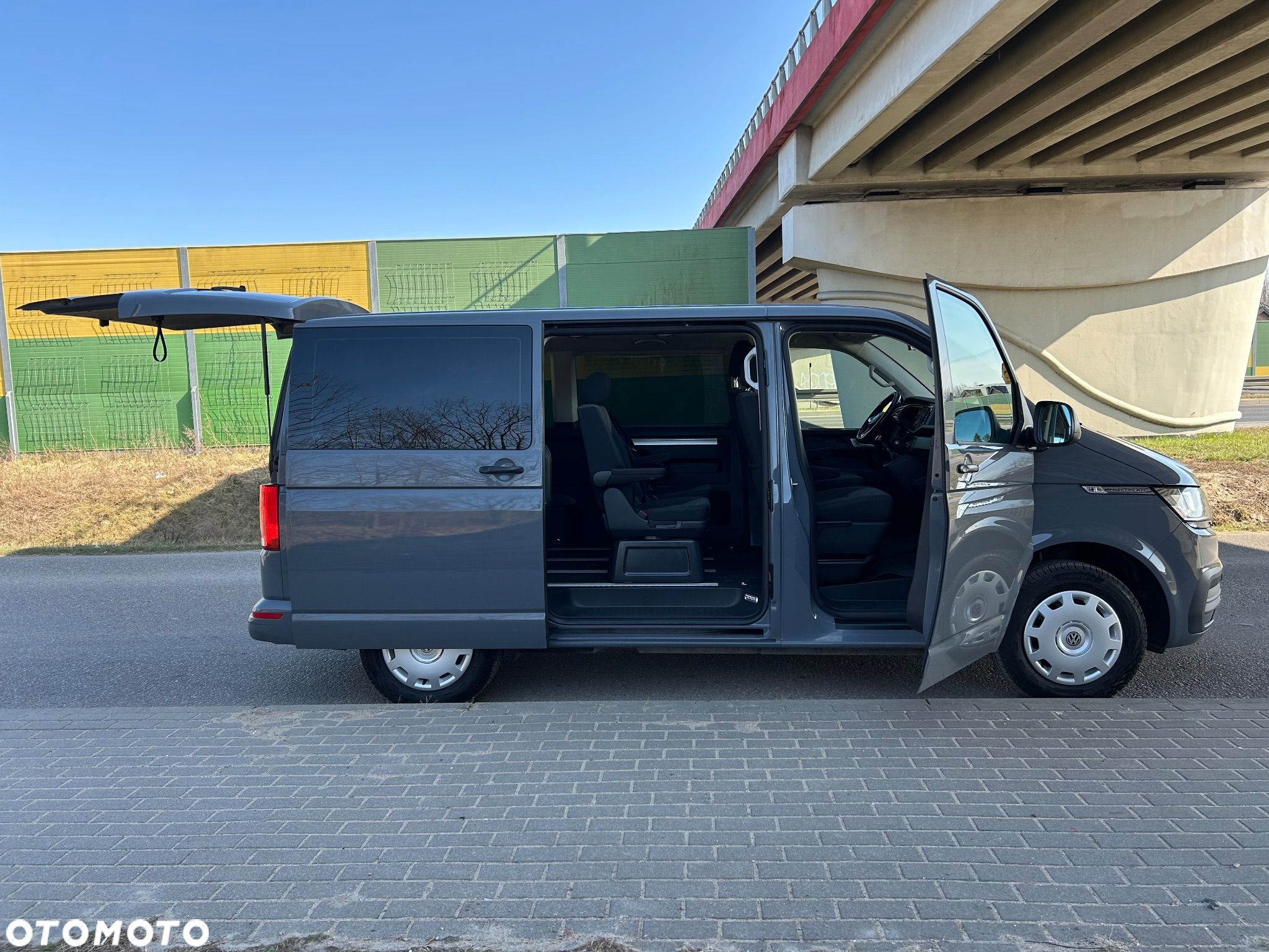 Volkswagen Multivan 6.1 2.0 TDI L1 Trendline - 1