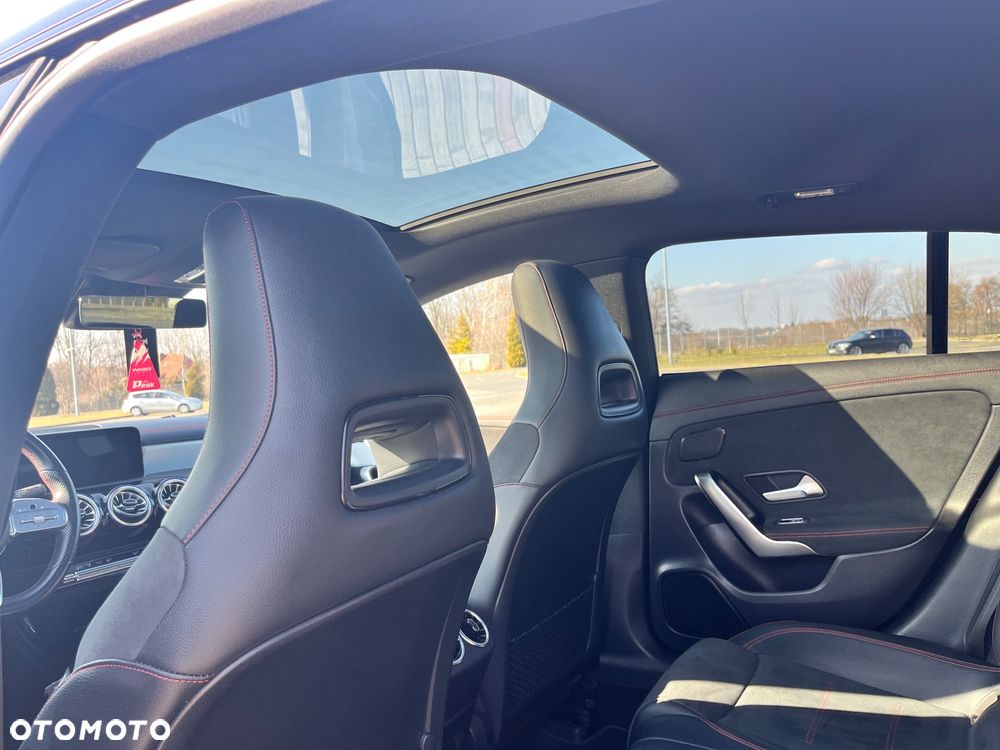 Mercedes-Benz CLA 200 AMG Line 7G-DCT - 18