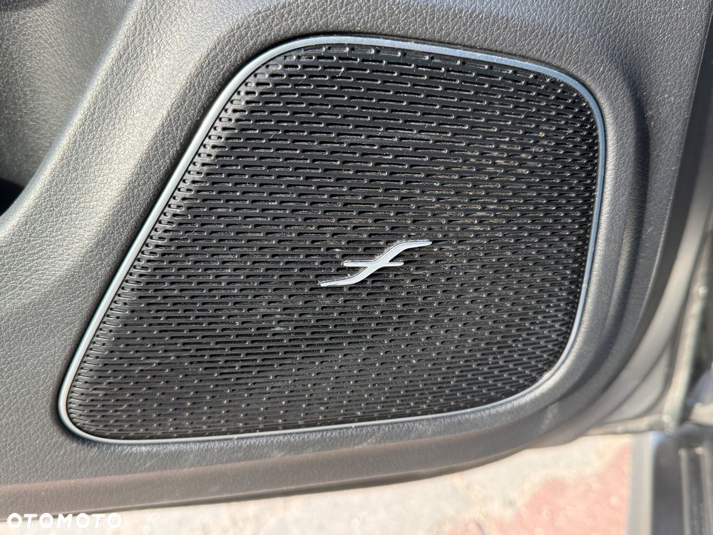 Mercedes-Benz CLA - 14