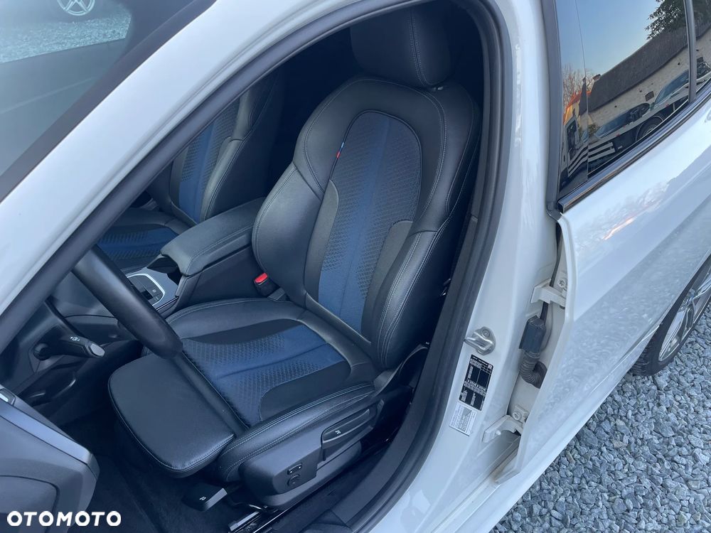 BMW Seria 1 118d Edition M Sport Shadow - 14