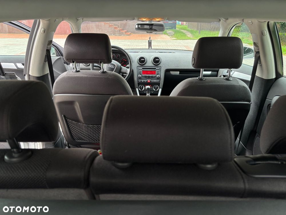 Audi A3 Sportback - 11