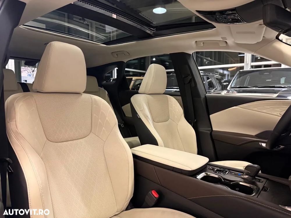 Lexus Seria RX 450h+ E-Four PHEV Luxury - 13