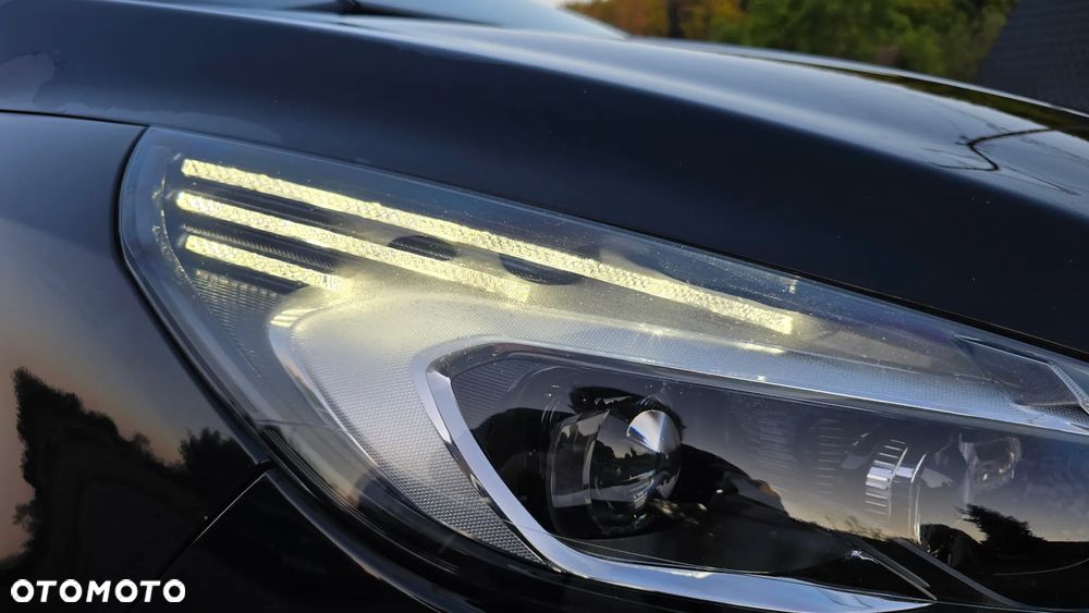 Ford S-Max 2.0 EcoBlue Titanium - 10