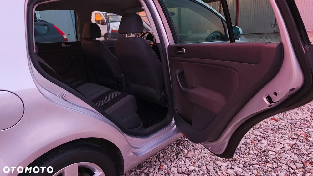 Volkswagen Golf - 30