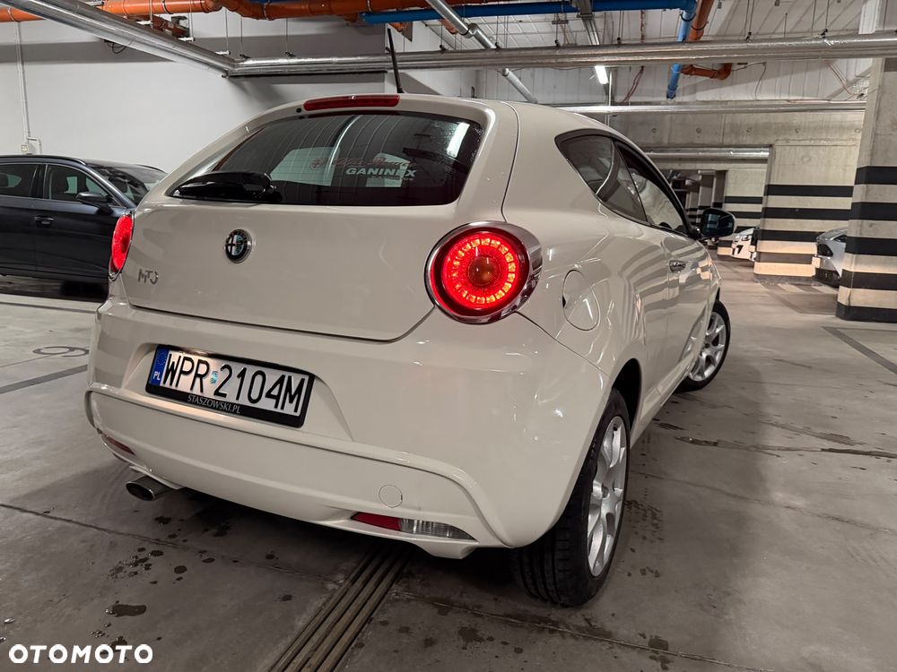 Alfa Romeo Mito 1.4 MultiAir Distinctive - 12