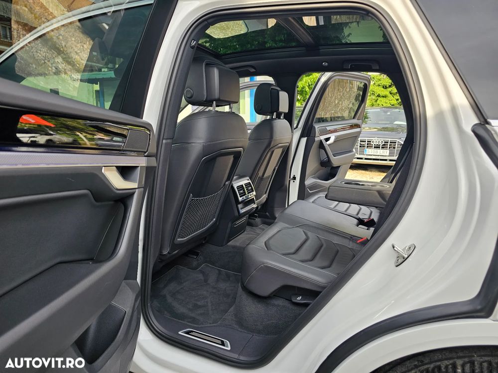 Volkswagen Touareg 3.0 V6 TDI SCR 4Motion Automatik R-Line - 26