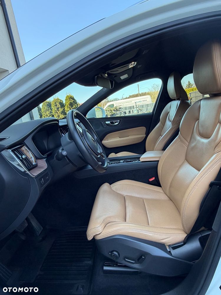 Volvo XC 60 B4 B Inscription - 13