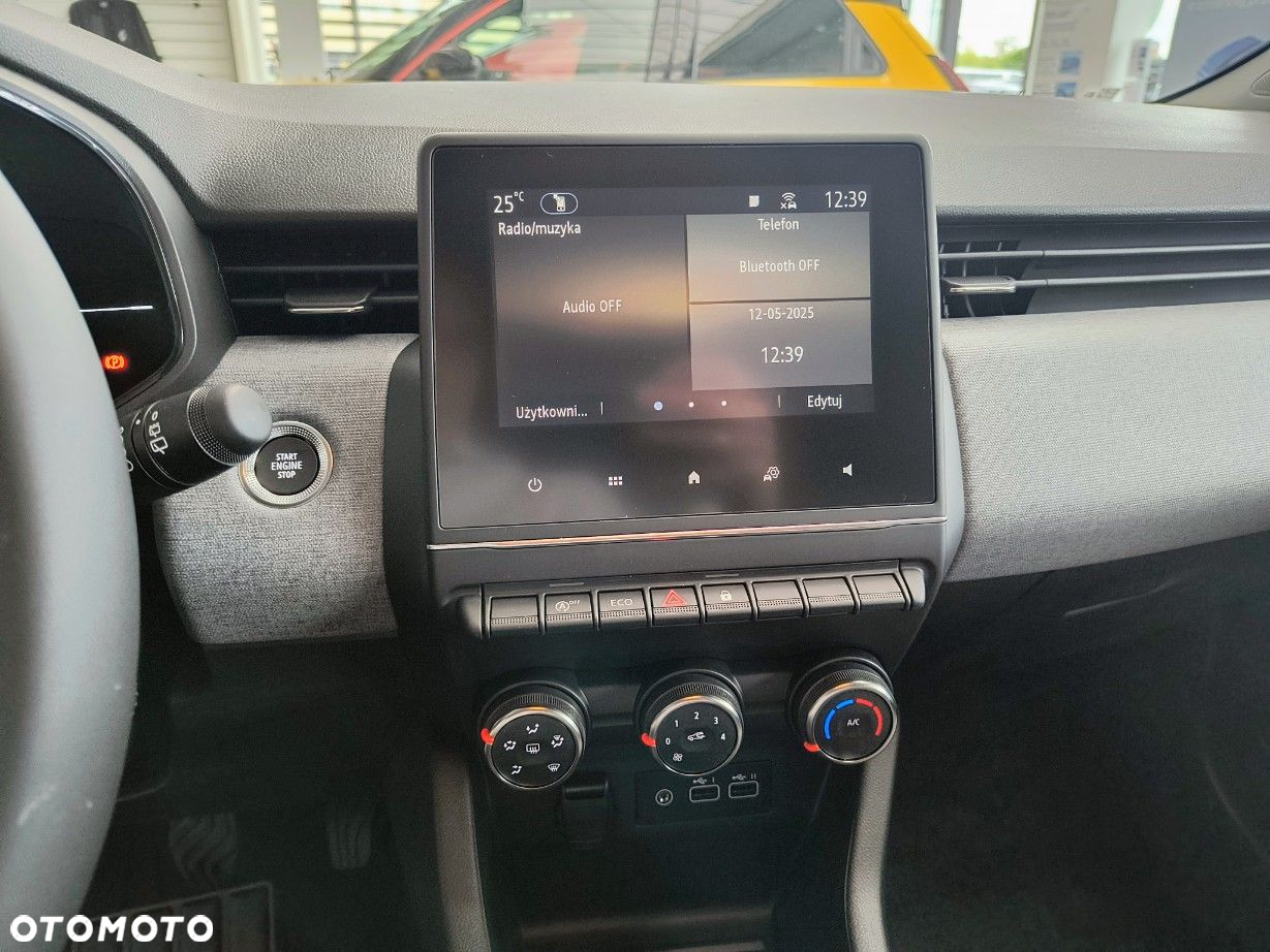 Renault Clio - 12