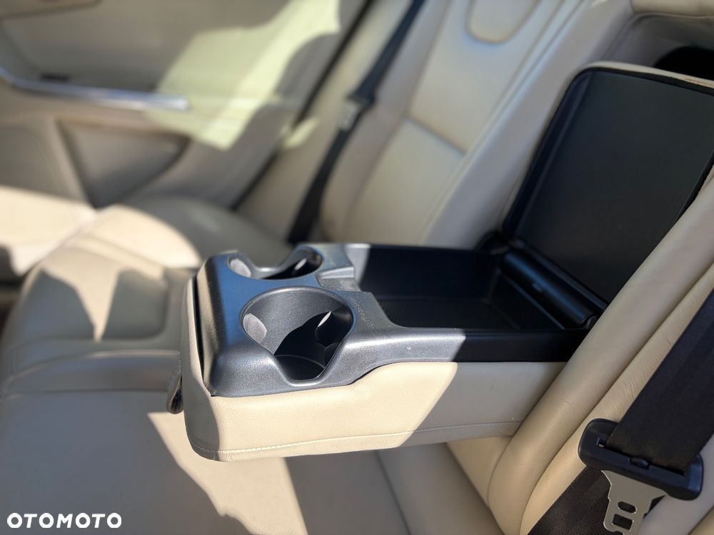 Volvo S60 D4 Geartronic - 11