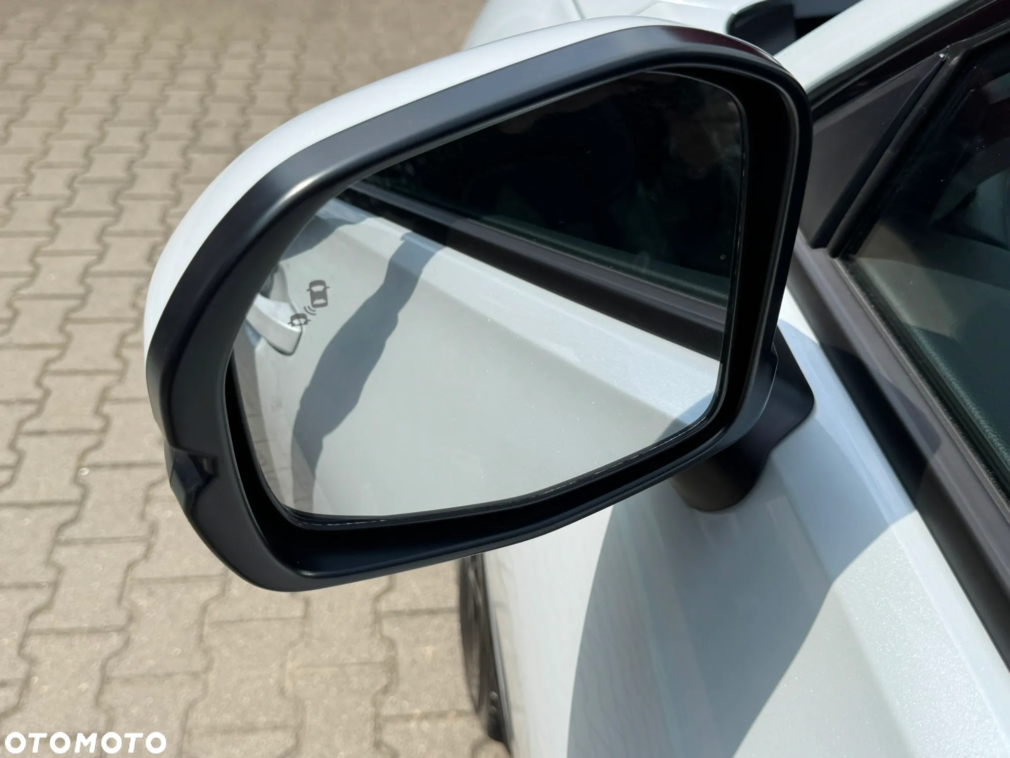 Honda ZR-V 2.0 i-MMD HEV Advance BSI/CTM 2WD CVT - 34