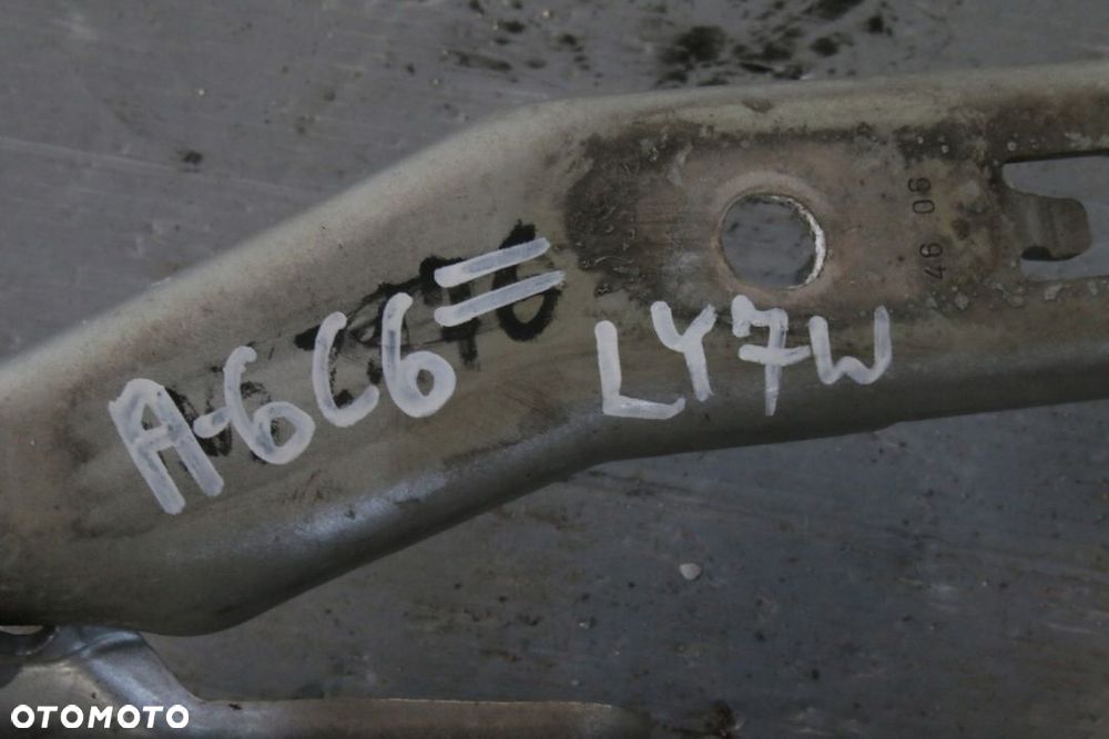 ZAWIASY MASKI AUDI A6 C6 LY7W - 4