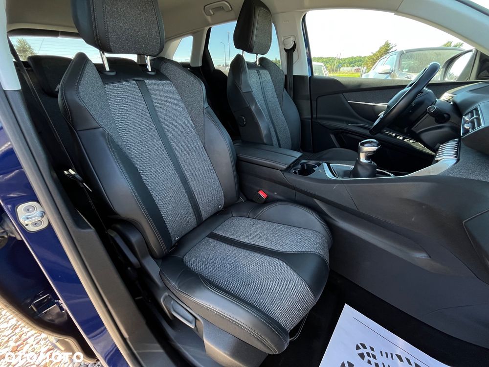 Peugeot 3008 1.2 PureTech Allure S&S - 25