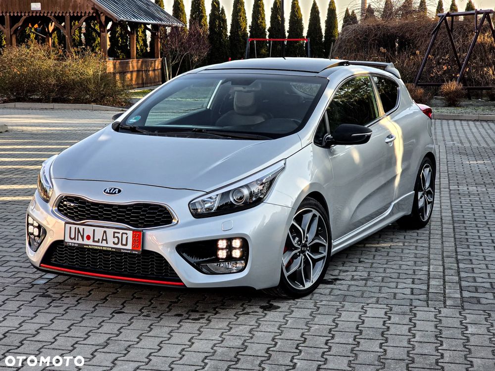 Kia Ceed - 1