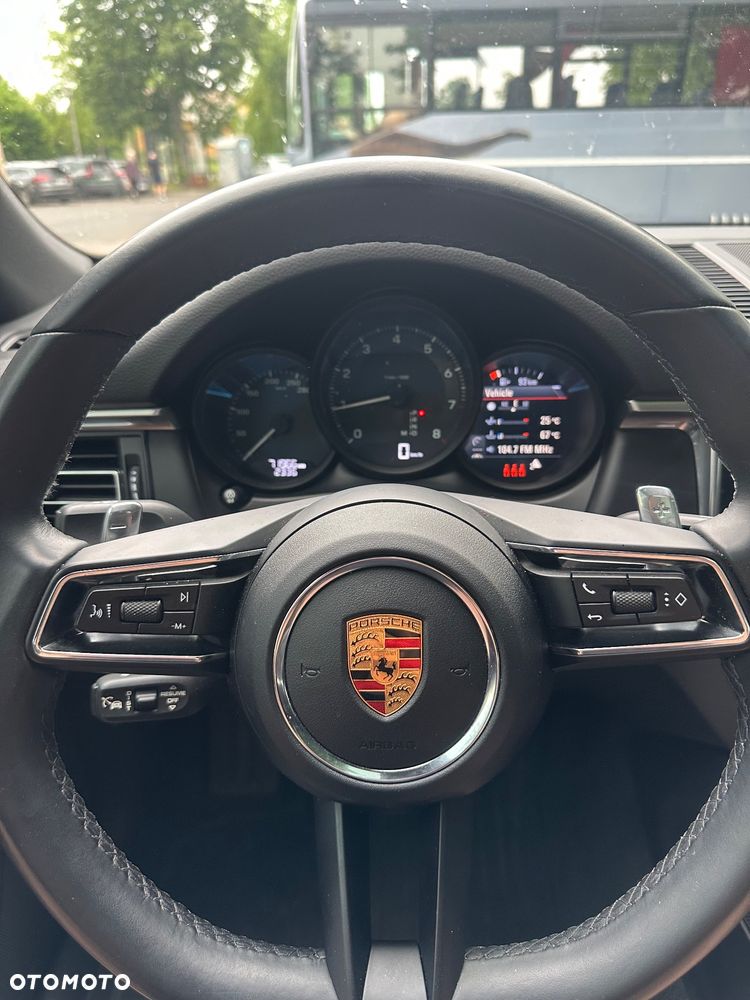 Porsche Macan Standard - 38