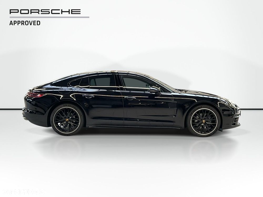 Porsche Panamera 4 - 6