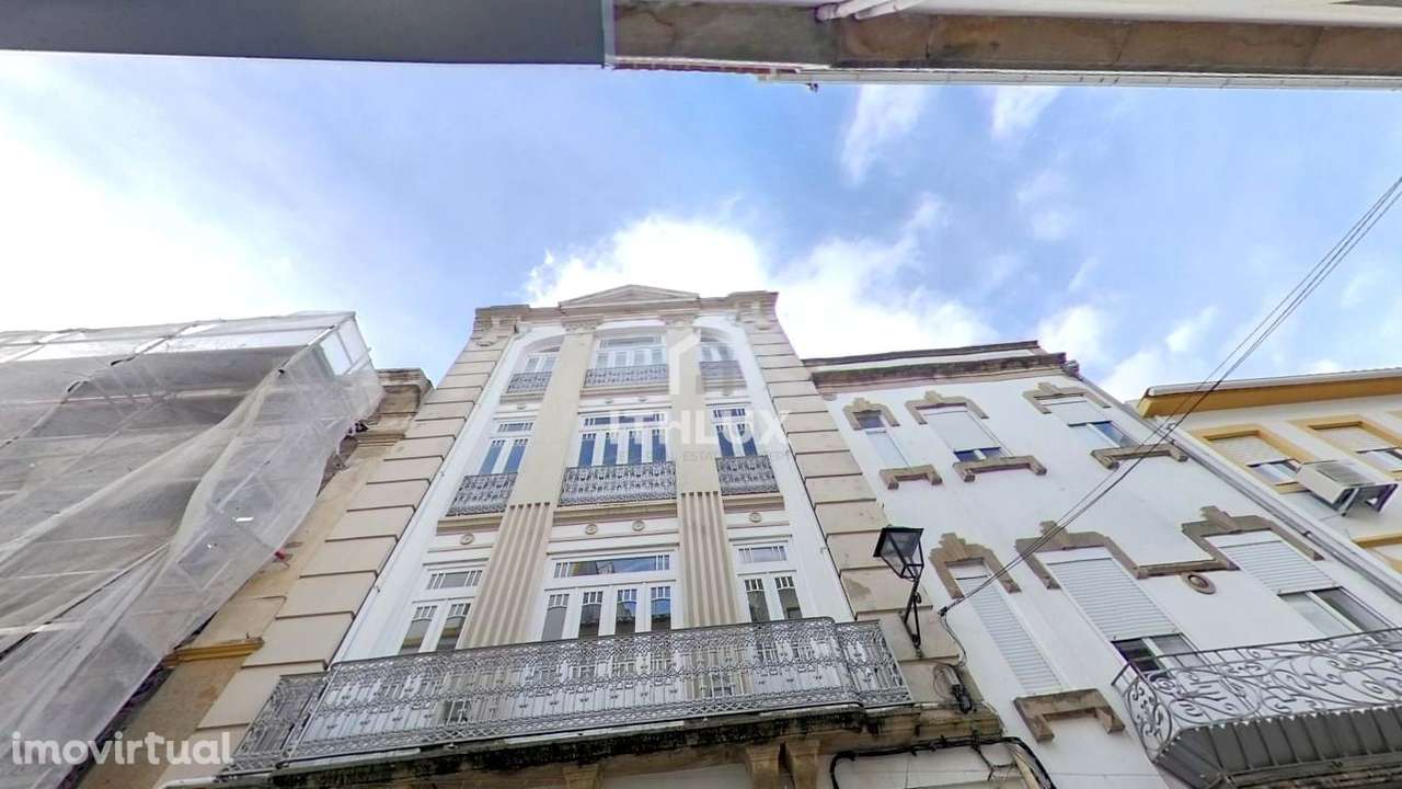 Prédio Exclusivo na Rua 5 de Outubro – Portalegre - Portugal - Grande imagem: 3/32