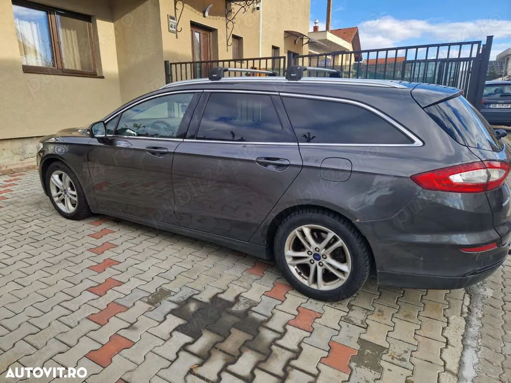 Ford Mondeo 2.0 TDCi Powershift Business Class - 7