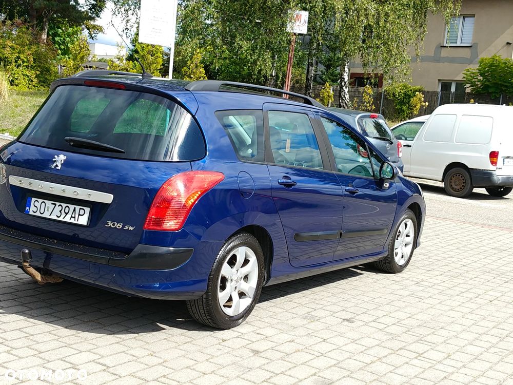 Peugeot 308 1.6 HDi Premium - 10
