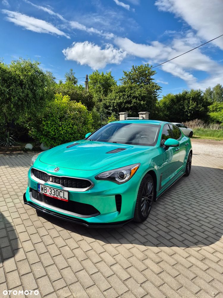 Kia Stinger 2.0 T-GDI XL - 1