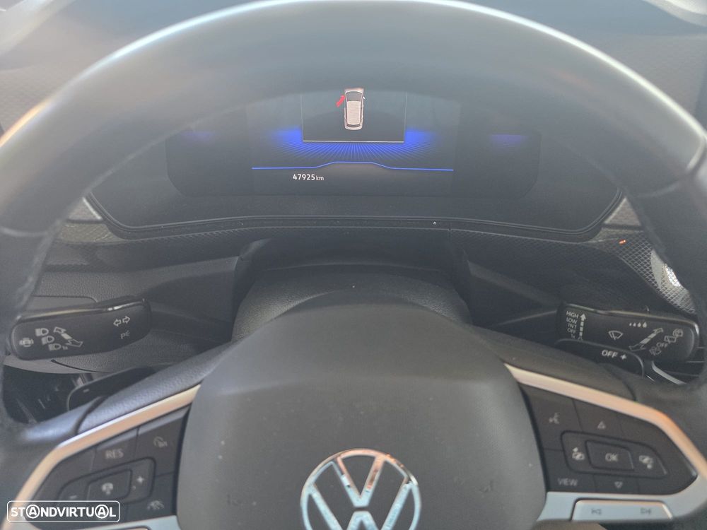 VW T-Cross 1.0 TSI Urban DSG - 12