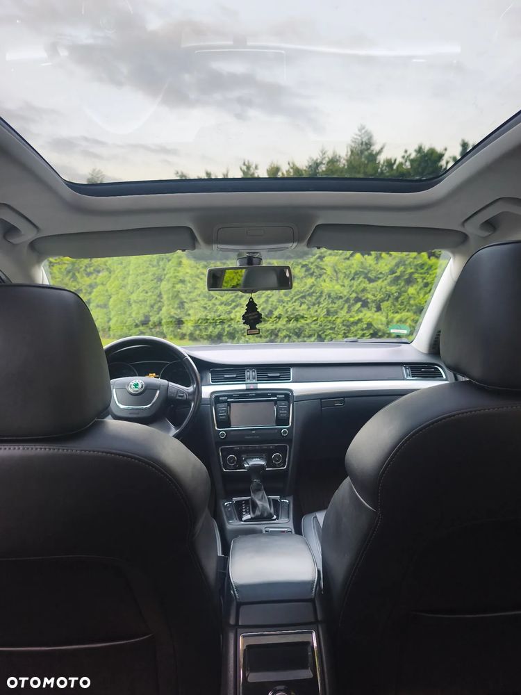 Skoda Superb 1.8 TSI DSG Comfort - 25